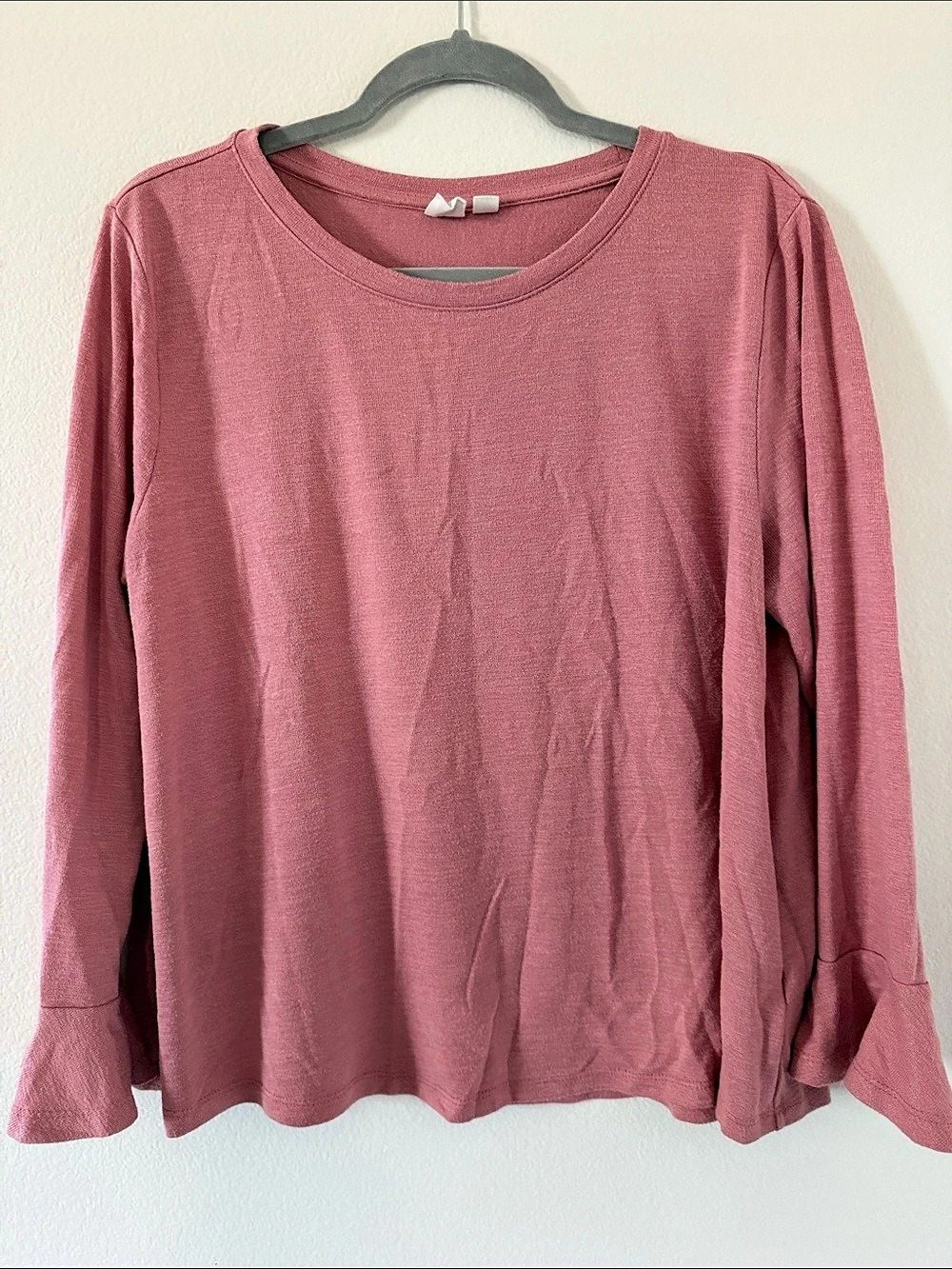 GAP Long Sleeve Ruffle Cuff Top in Pink Size Large